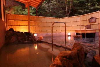 岩風呂 outdoor bath