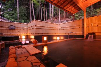 Hinoki bath outdoor bath